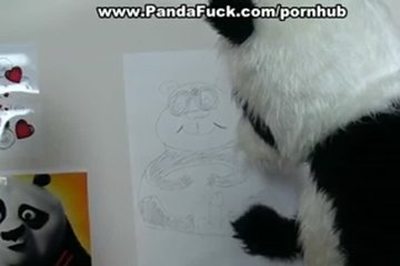 Жаркая милашка для панды