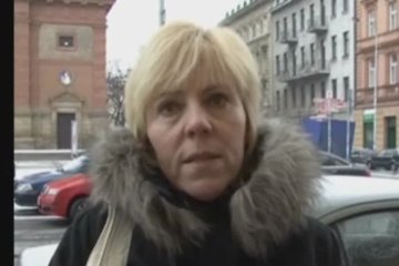 Зрелая дамочка шалит