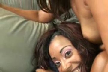 Ох уж эти пышные попки