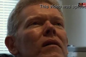 Хочет оттрахать секретаршу без причины