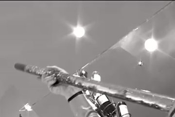 В фетишистских костюмах в гостях у мужика