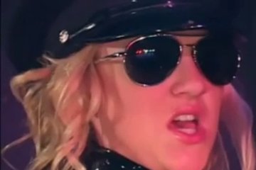 Классный секс с дерзкой полицейской