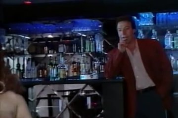 В баре телку два мужика оттрахали