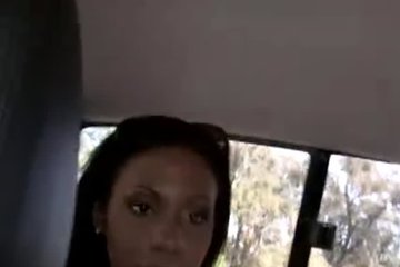 Рокки в поисках той, с кем можно по-трахаться