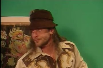 Сиськи этой телочки нельзя не увидеть