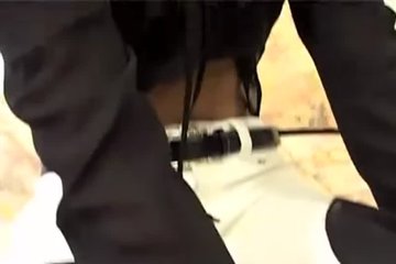 Пришла на звукозаписывающую студию