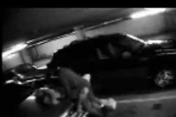 Экстремалы трахаются на парковке