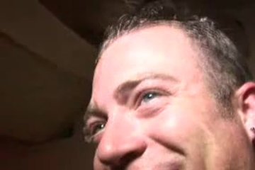 Секс холостяка с по-настоящему красивой девой на вечеринке