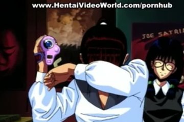 Даже минетит с презервативом