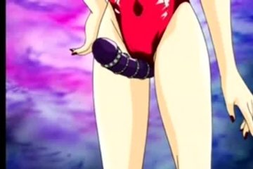 Злодейка трахает девушку жестким страпоном