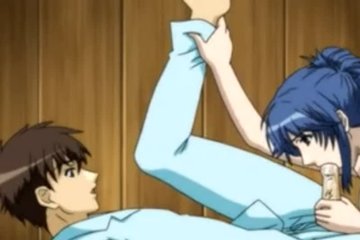 То одну трахает, то другую, то третью