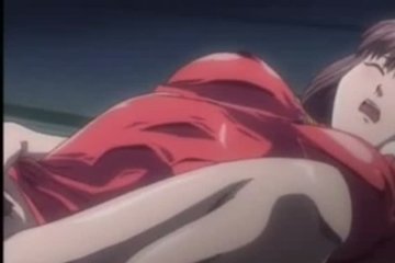 Красотка ночью сама себя удовлетворяет