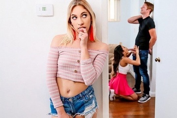 Пьяные подружки Khloe Kapri и Autumn Falls развели парня на тройничок на вечеринке