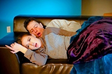 И где только научилась Дэнни Риверс так смачно хуй сосать!