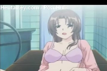 Врач дрочит клитор пациентке, чтобы помочь ей