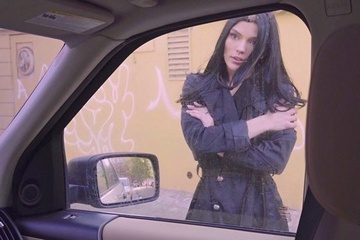 Начинающая проститутка Сейди Блейк ловит оргазм с первым клиентом