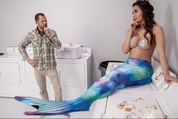 Природа насколько очистилась, что русалка залезла в дом через стиралку