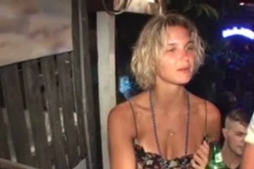 Некоторые телки крутят сиськами и попками