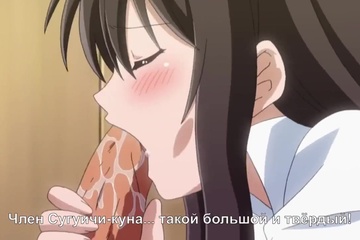 Пока идут пары, милашка в туалете сосет член однокурсника