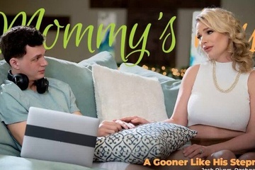 Хуй моего пасынка великолепен! Присосалась - не оторвешь