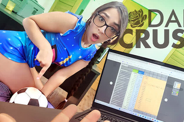 Тренер заботливо трахает подопечную Мэдисон Уайлд после занятий