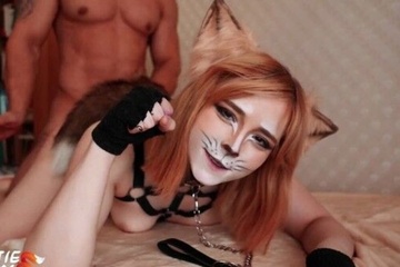 Квадроберша лисичка закатывает глазки от бурных оргазмов