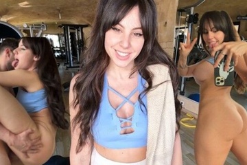 У красотки особенная тренировка, она прыгает на члене и на лице парня